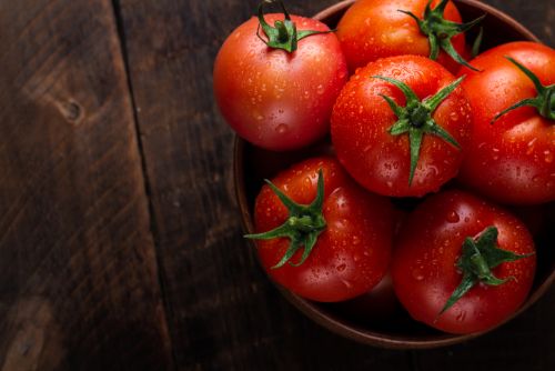 Vegan news: Τροποποιημένες ντομάτες παράγουν βιταμίνη D που ισοδυναμεί με δύο αυγά