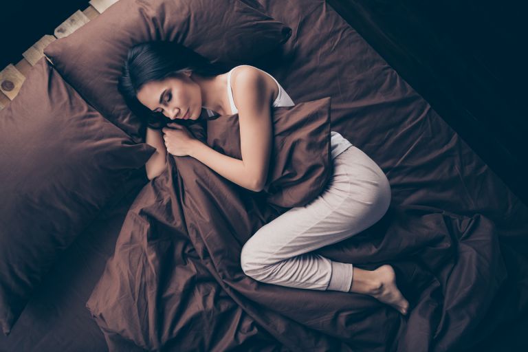 Sunday rest: Πόσες ώρες ύπνου είναι ιδανικές; Νέα έρευνα αποκαλύπτει | vita.gr