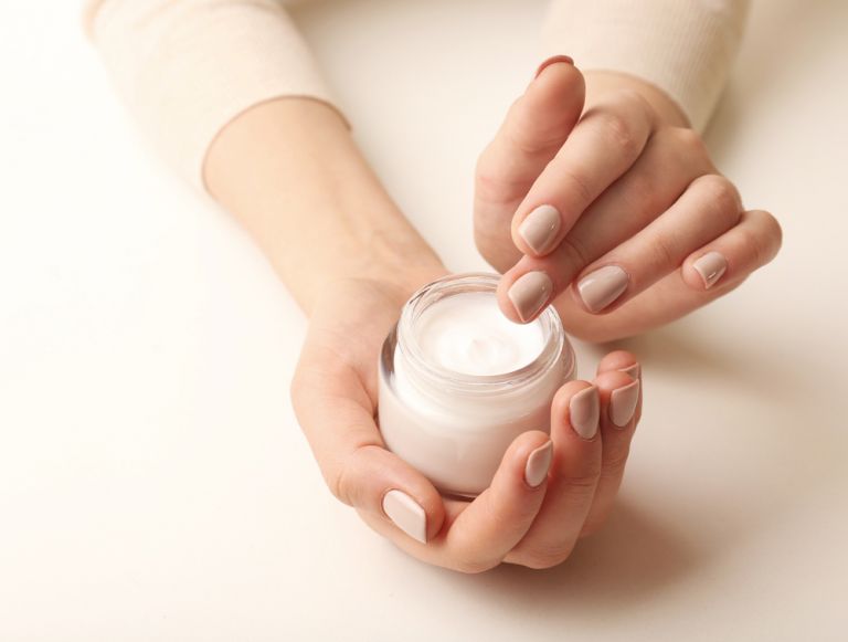 Nail detox: Πότε τα νύχια μας χρειάζονται αποτοξίνωση | vita.gr