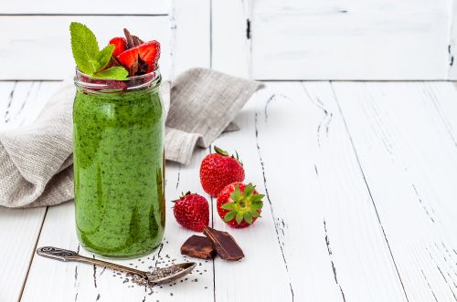 Γεύση από καλοκαίρι: Smoothie με φράουλα γεμάτο βιταμίνες και μέταλλα