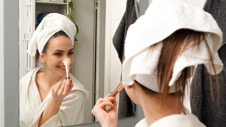 Τα must tips περιποίησης αν κάνουμε καθημερινό μακιγιάζ | vita.gr