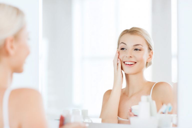 Make up video: Κορυφαία tips για τέλειο μακιγιάζ άνω των 40