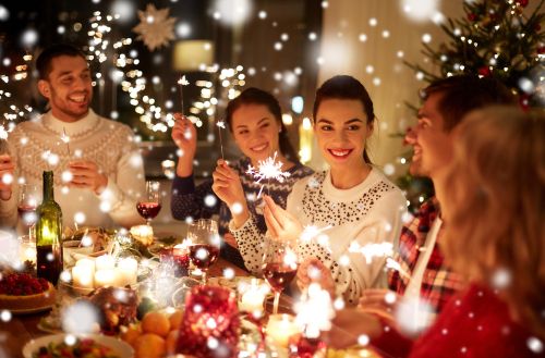 Συνδεθείτε με τους αγαπημένους σας – Πώς θα το καταφέρετε φέτος τις γιορτές