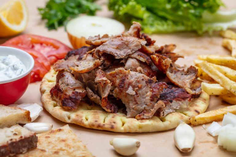 Φτιάχνουμε γύρο χοιρινό | vita.gr