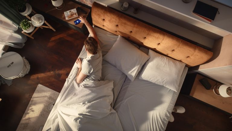 Ξυπνητήρι: Γιατί ξυπνάτε ακριβώς πριν χτυπήσει; | vita.gr