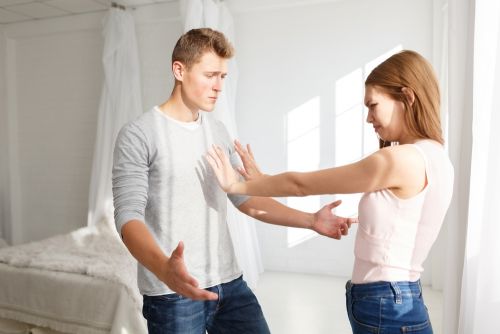 Σχέσεις: 9 συμπεριφορές που απομακρύνουν τους ανθρώπους