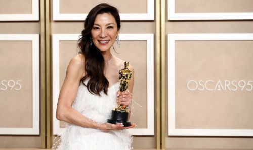 Michelle Yeoh: Η άγνωστη πτυχή της ηθοποιού που απέσπασε το φετινό Οσκαρ