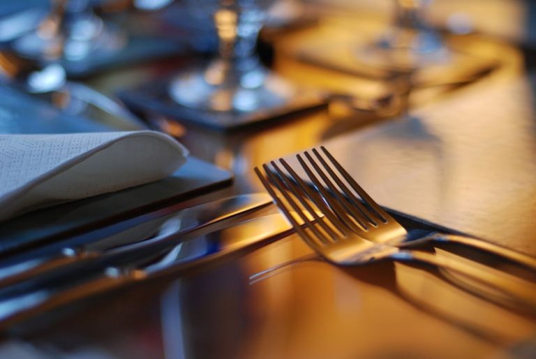 Αδυνάτισμα: Τι ώρα πρέπει να τρώμε βραδινό για να μην παχύνουμε; | vita.gr