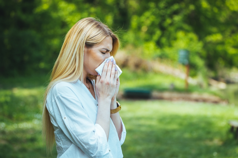 Εποχικές αλλεργίες: Όσα τις εντείνουν και δεν τα γνωρίζετε