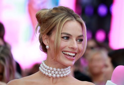 Margot Robbie: Όσα πρέπει να γνωρίζετε για την πιο cool «Barbie»