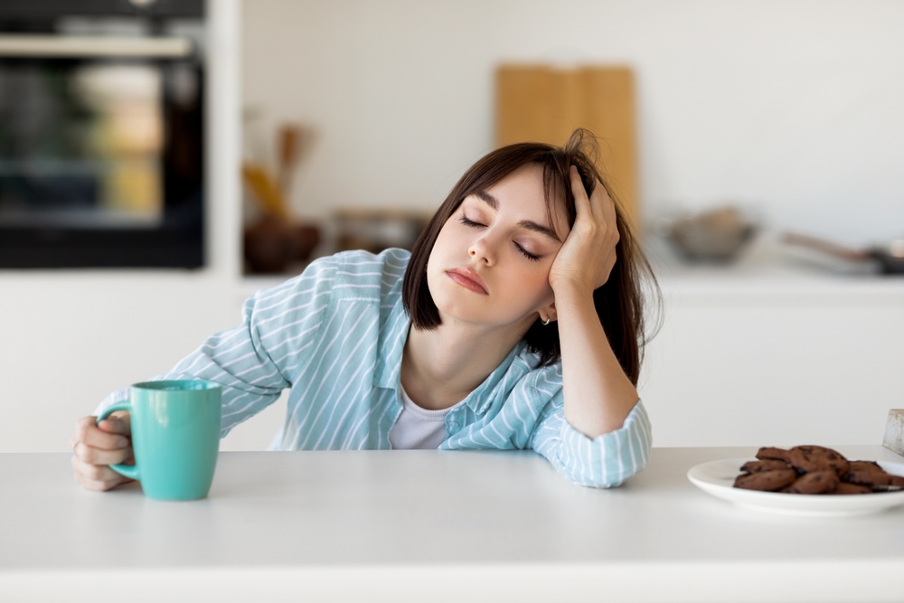 Ύπνος: 2 πιθανοί λόγοι που σας κάνουν να νυστάζετε συχνά