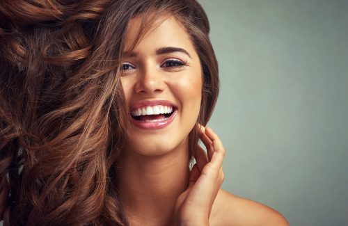 Μαλλιά: Γρήγορα tips για να γίνουν πιο μακριά και υγιή