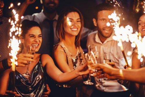 Party μακιγιάζ: Tips & tricks για εντυπωσιακές γιορτινές εμφανίσεις