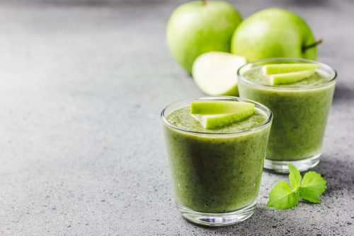 Smoothie με μήλο και kale