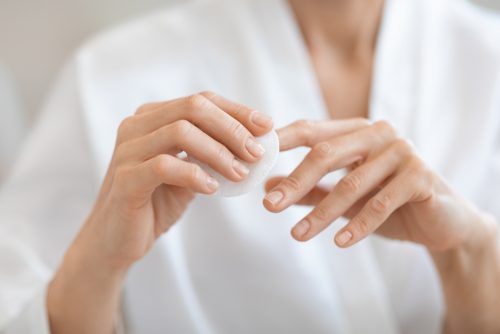 Νύχια: Εσείς έχετε nail care routine;