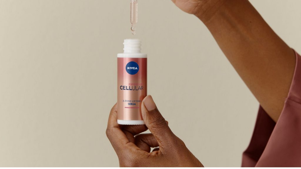 NIVEA CELLULAR 3-Zone Lifting Serum: Ανόρθωση και λάμψη της επιδερμίδας σε μόλις μια εβδομάδα!