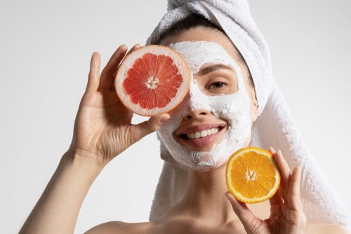 Δέρμα: Τα φρούτα που πρέπει να εντάξετε στη beauty ρουτίνα σας