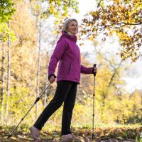 Περπάτημα: Πόσα βήματα πρέπει να κάνετε κάθε μέρα μετά τα 60