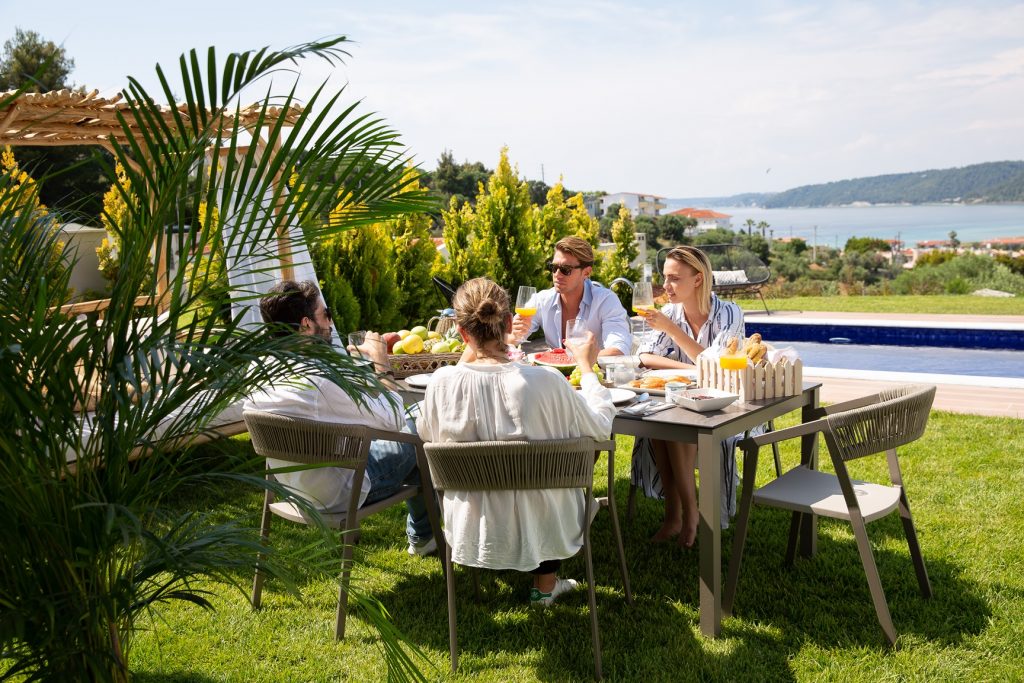 Πάσχα & Πρωτομαγιά στο ονειρικό Soleado