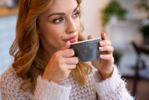 Καφές: Γιατί καλύτερα να τον πίνουμε σκέτο