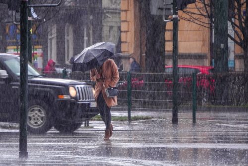 Καιρός: Έκτακτο δελτίο- Έρχονται βροχές και καταιγίδες