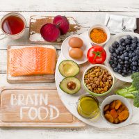 Διατροφή: Έρευνα αποκαλύπτει πώς ενδυναμώνει τον εγκέφαλο