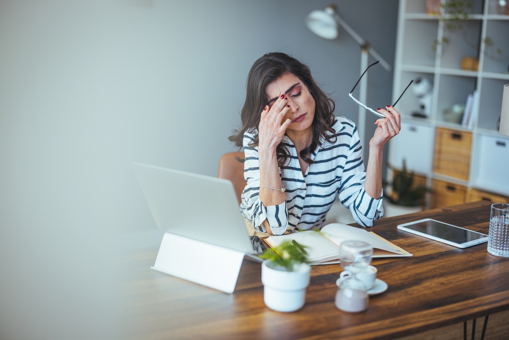 Burnout: Πώς θα αναγνωρίσετε τα συμπτώματά του