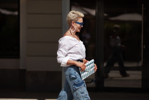 Bixie cut: Το κούρεμα που επιστρέφει από τα ’90s
