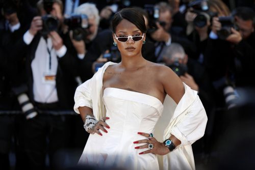 Rihanna: Κάνει την ανατροπή στα mani της άνοιξης