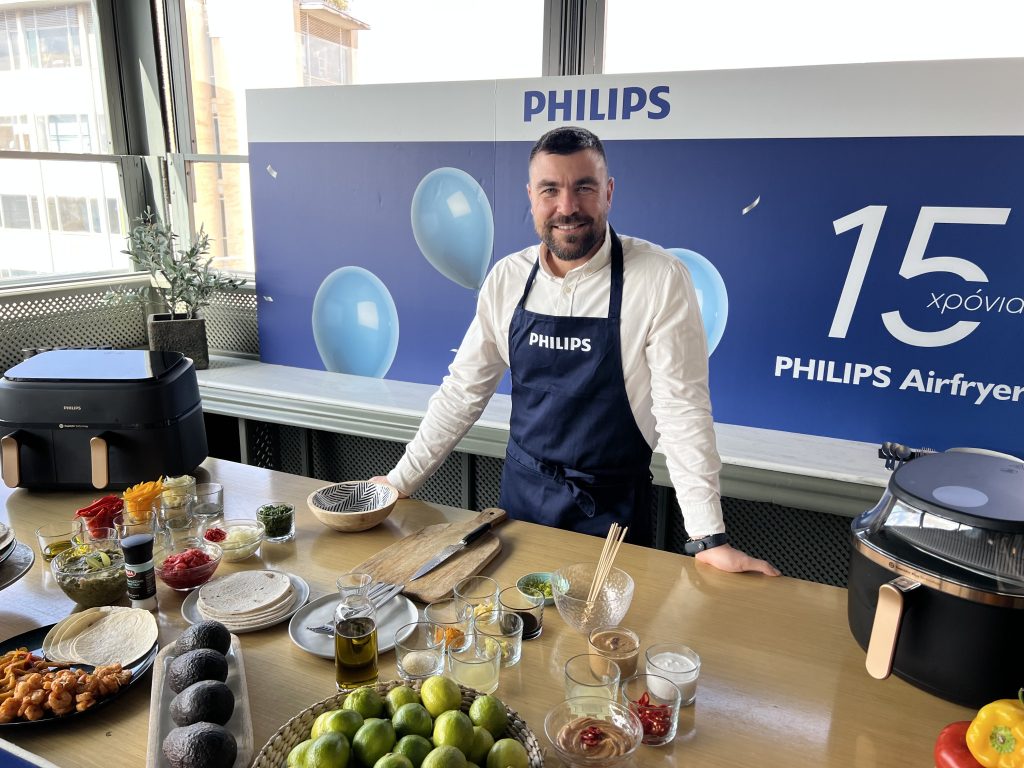 Η PHILIPS γιορτάζει 15 χρόνια από το λανσάρισμα της καινοτομικής κατηγορίας των Airfryers παγκοσμίως!