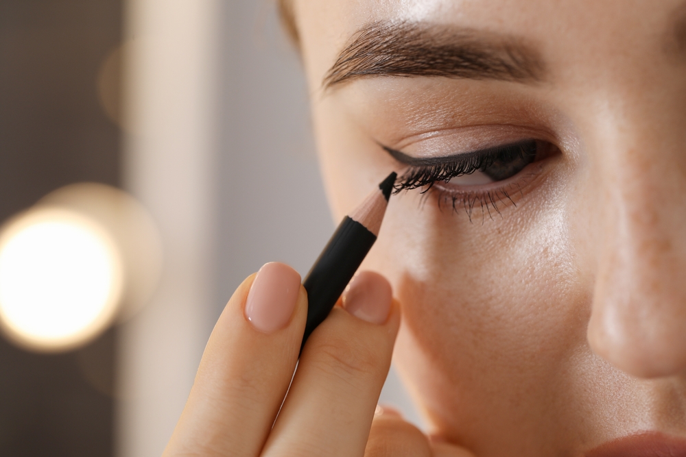 Eyeliner: 7 είδη για να επιλέξετε το ιδανικό για εσάς
