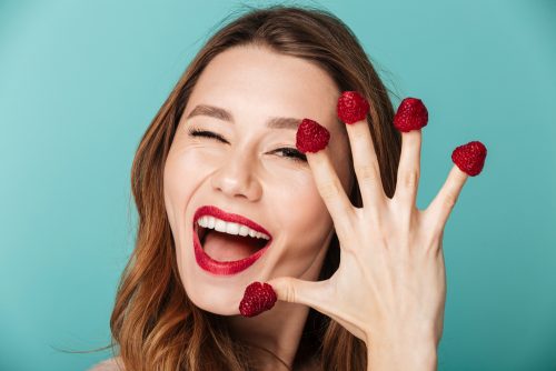Berry Girl Makeup: Οι αποχρώσεις των μούρων είναι hot στο μακιγιάζ