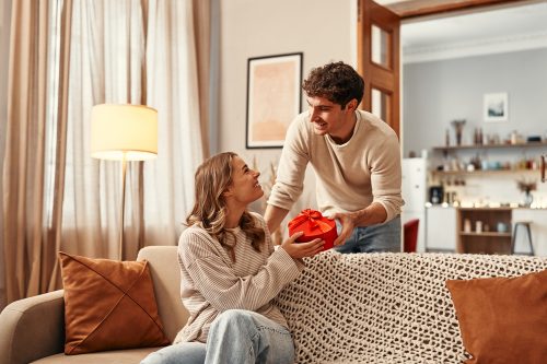 Όταν σας τάζουν τον ουρανό με τα άστρα… ή αλλιώς «sandcastling» στις σχέσεις