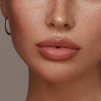 Τόξο του έρωτα: Τα makeup tips που θα βελτιώσουν το σχήμα του