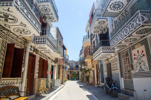 Ποιο ελληνικό νησί «αντιστέκεται» στον υπερτουρισμό;