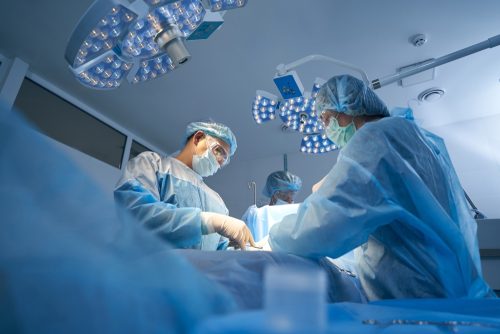 Ιστορική στιγμή: Πραγματοποιήθηκε η πρώτη μεταμόσχευση ουροδόχου κύστης στον κόσμο