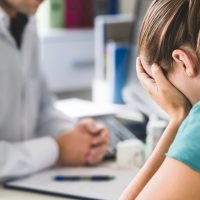Μας κάνουν οι γιατροί gaslighting;