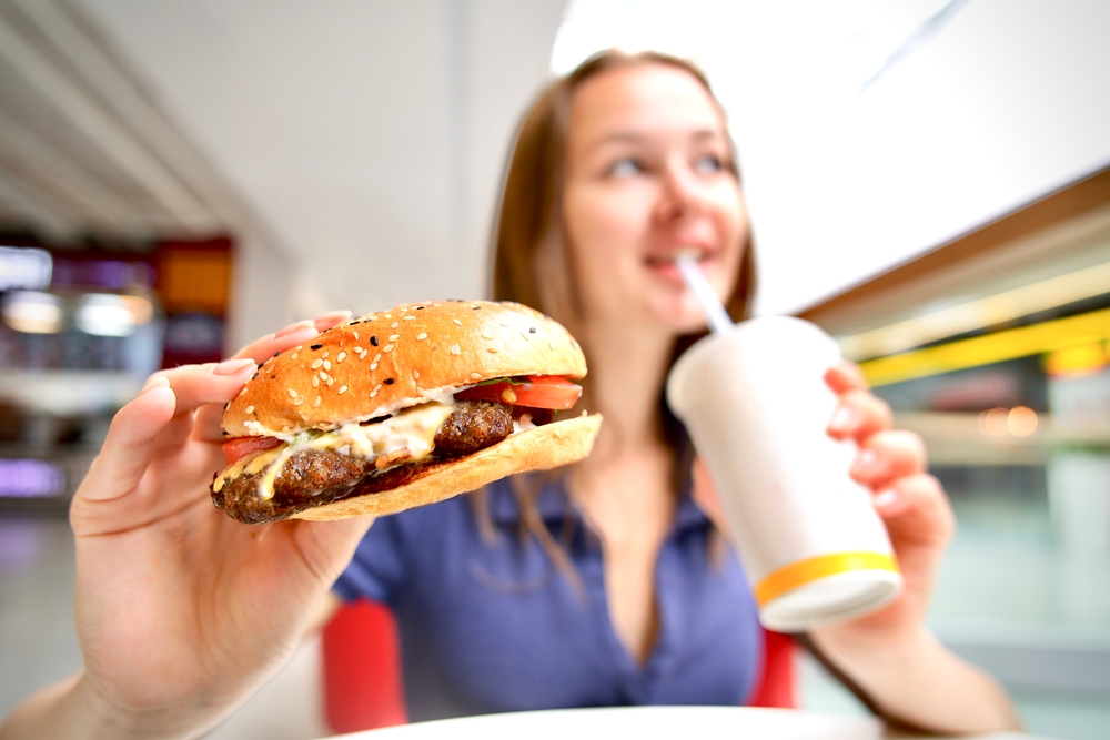 Νέο διατροφικό τεστ δείχνει πόσο junk food καταναλώνετε!