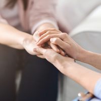 Μεγαλύτερο για τις γυναίκες το ψυχολογικό κόστος του καρκίνου