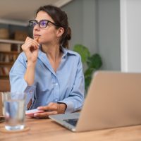 Ποια ζώδια πρέπει να βάλουν ένα φρένο στις σκέψεις τους;