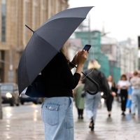 Καιρός: Πέφτει η θερμοκρασία – Βροχές και στην Αθήνα