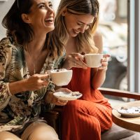 «Κοινωνικό σνακ»: Με 0% θερμίδες και 100% συστατικά ευτυχίας