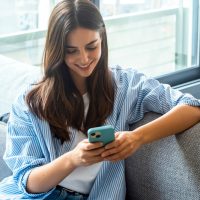 Νέα έρευνα: Millennials και Gen Ζ προτιμούν τα μηνύματα αντί για την ζωντανή επικοινωνία