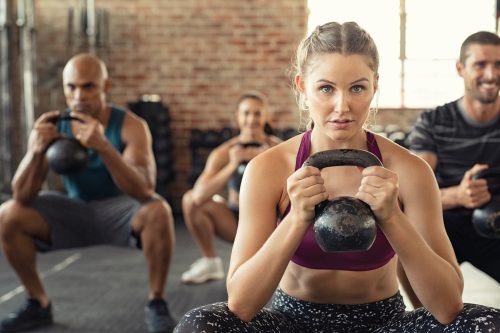 Cardio πριν ή μετά τα βάρη; Νέα έρευνα ίσως έχει την απάντηση