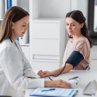 Αρτηριακή πιέση: Ποιος ξηρός καρπός συμβάλει στη μείωσή της;