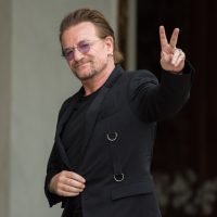 Μπόνο: Γιατί έτρωγε αποφάγια από αεροπλάνα;