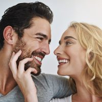Εμπιστοσύνη με την πρώτη ματιά – Τι αποκαλύπτει το βλέμμα σου