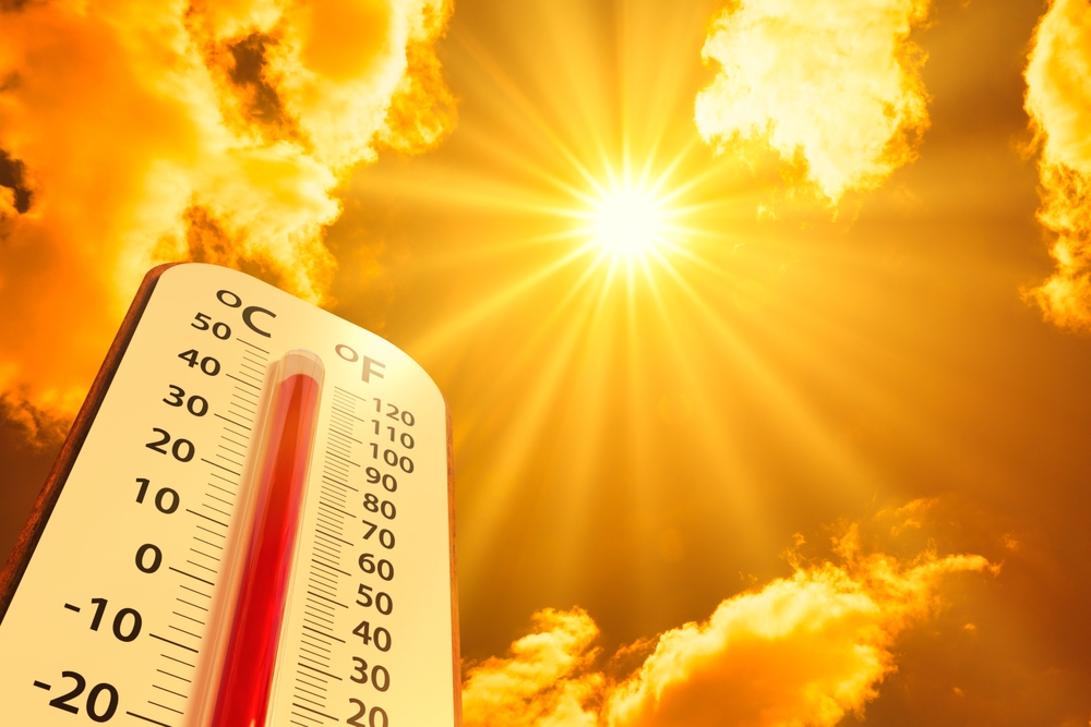 Ο καιρός της Τρίτης: 38°C και καταιγίδες – Πού θα σημειωθούν;