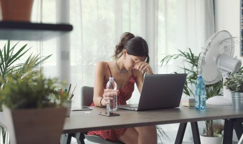 Αγριεύει ο καύσωνας- Αύριο η πιο δύσκολη μέρα