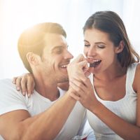Τι μπορεί να ανεβάσει τη λίμπιντο; Η απάντηση ίσως βρίσκεται στο πιάτο σας